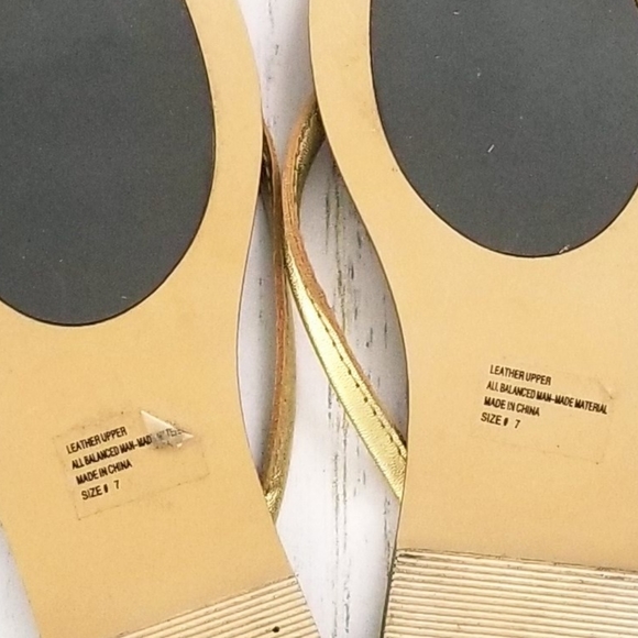 Saks 5th Ave Gold Lesther Sandals | SZ•7 - Picture 5 of 6